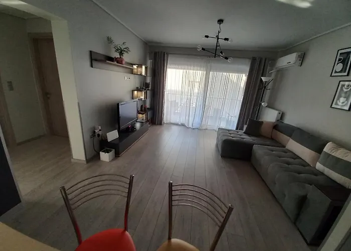Lovely Faliro Apartment Next To The Sea.