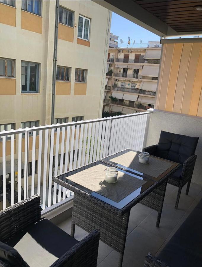 Lovely Faliro Next To The Sea. Apartment Athens